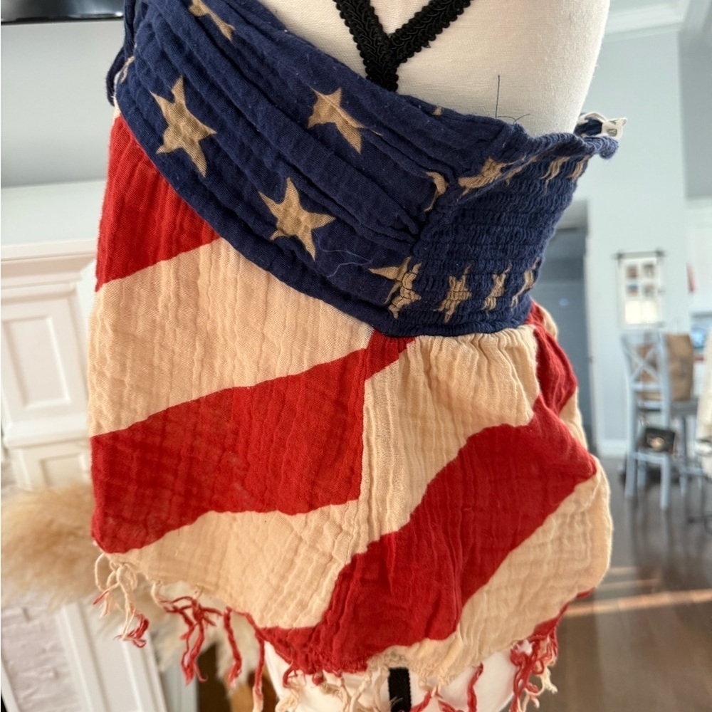 Hippie Laundry Navy Star Flag Top - Picture 2 of 5